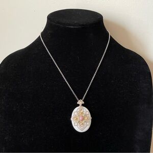 Michael Valitutti NH Gems en Vogue white agate, pink sapphire sterling pendant